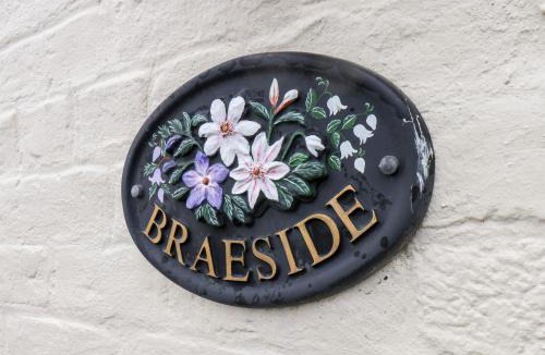 Fylingthorpe House | Braeside