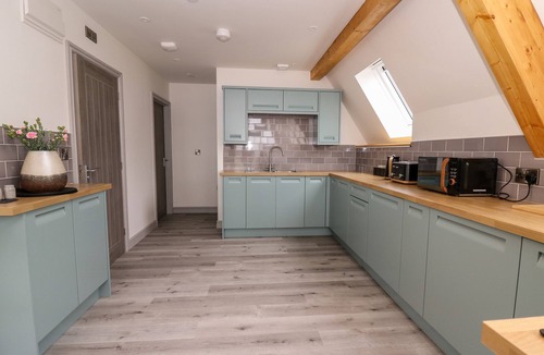 Llanyre Cottage | BRECKNOCK CHEVIOT - THE SHEEPFOLD, pet friendly in Llandrindod Wells
