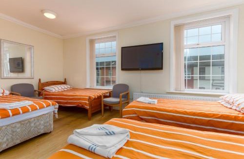 North Shore Bed & Breakfast | Brecks Hotel