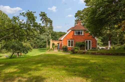Aldringham House | Briar Hill