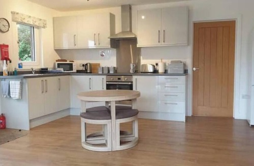 Bristol Cottage | Bright 2-Bed Cottage in South Skye |Dog-Friendly Retreat Near Coast & Distillery