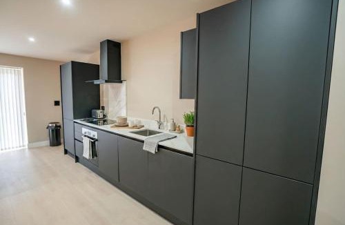 Bloxwich Apartment | Bright & Contemporary 2 Bed Flat in Birmingham