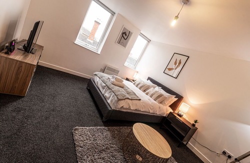 Stafford Apartment | Bright Designer 1-Bed Apartment in Central Stafford