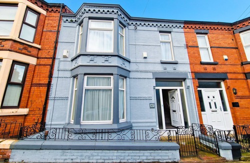 Anfield House | Bright Modern 4-Bed Home Minutes from Anfield