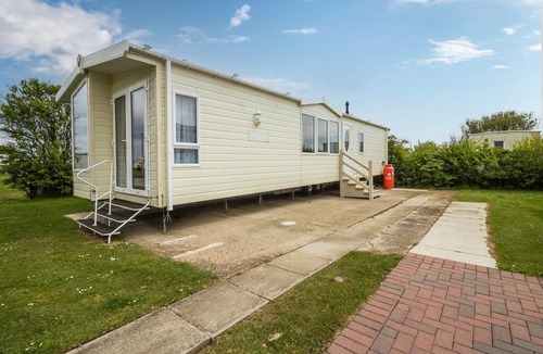 Mappleton House | Brilliant 6 berth caravan for hire at Skipsea Sands Holiday Park ref 41037NF