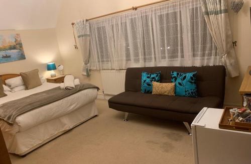 Horstead House | Broadwalk8