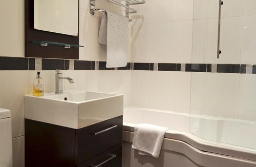 Oakworth House | Bronte Cottage
