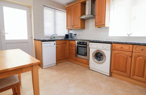 Rhos on Sea Cottage | Bryn Bach