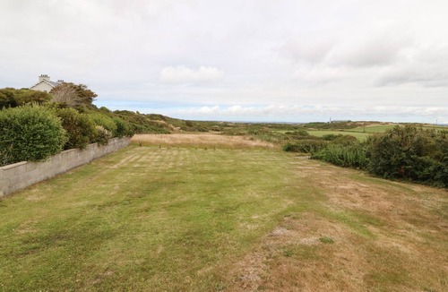 Holyhead Cottage | Bryn Meilw