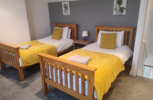 Selby House | Buller View