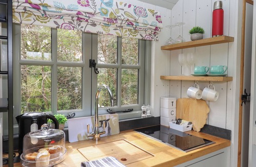 Swimbridge Cottage | Burr 1 Shepherds Hut