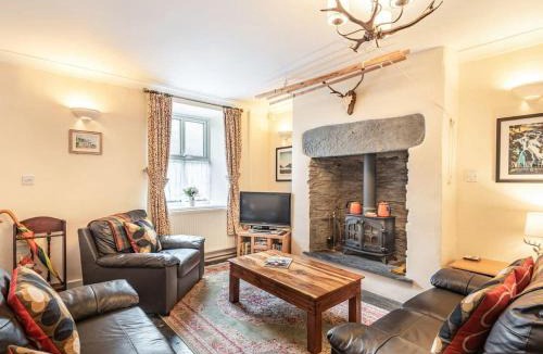 Manod House | Bwthyn Angell
