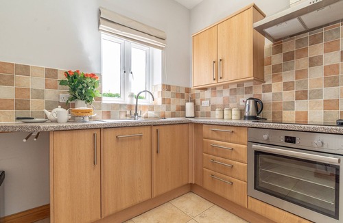 Denbigh House | Bwthyn-Bwlch - a self catering cottage that sleeps 4 guests in 2 bedrooms
