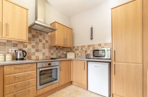 Denbigh House | Bwthyn-Bwlch - a self catering cottage that sleeps 4 guests in 2 bedrooms
