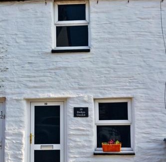 Machynlleth House | Bwthyn Gweilch