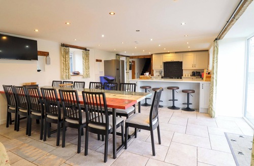 Oswestry Cottage | BWTHYN Y BUGAIL (SHEPHERD'S COTTAGE in Llanrhaeadr-Ym-Mochnant