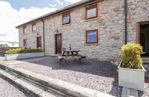 Rhyd-y-foel House | Bwthyn Y Wennol