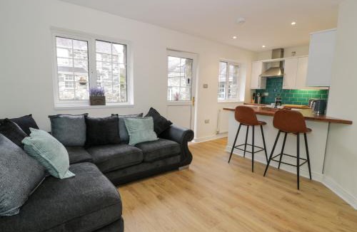 Brynrefail House | Bwythyn Yr Wyddfa