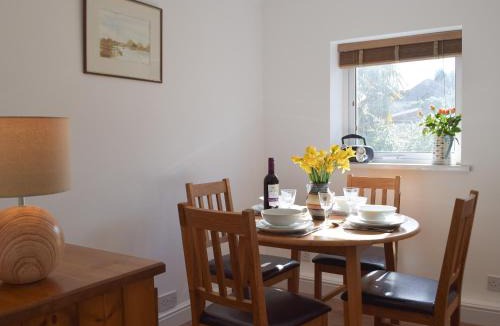 Llansteffan House | Can-Y-Mor - Uk13379