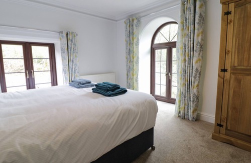 Penmaenpool Cottage | CAPEL SOAR, character holiday cottage, with open fire in Dolgellau