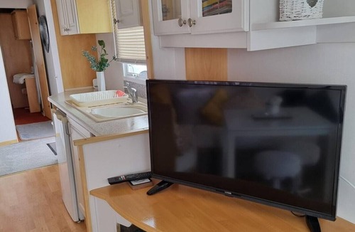 Chapel Saint Leonards Ski Chalet | Caravan in Chapel , Skegness