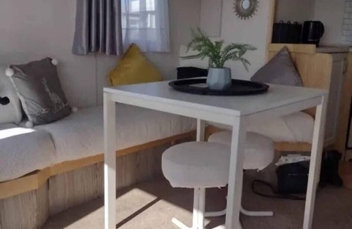 Chapel Saint Leonards Ski Chalet | Caravan in Chapel , Skegness