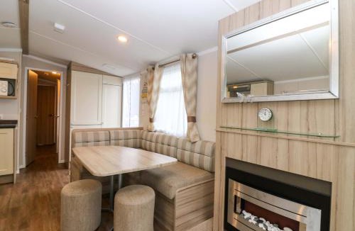 Coldingham House | Caravan number 77