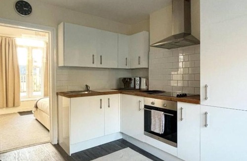 Penarth Apartment | Cardiff/Penarth Home