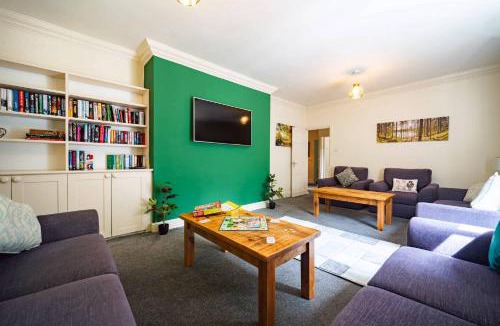 Dol-y-Gaer House | Cartref