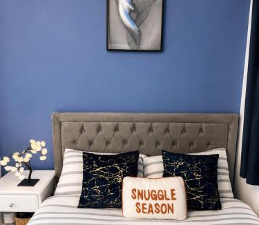Wolverhampton House | Casa De Centro en-suite room Netflix, Fast WiFi Free Parking