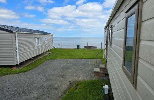 Bacton Resort | Castaways Holiday Park