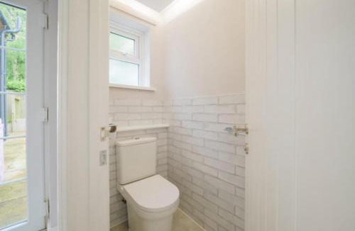 Castle Acre House | Castle Acre Retreat - Dog Friendly Cottage
