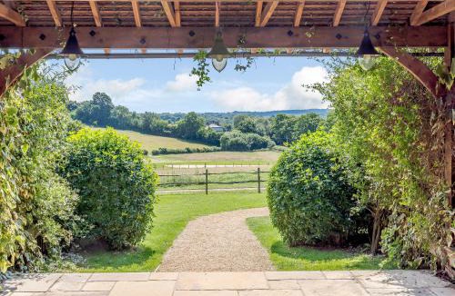Sedlescombe House | Castlemans Stables East