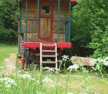 Weedon Lois House | Catanger Llamas