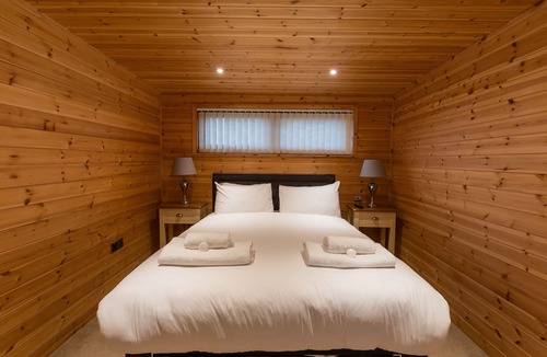 Ely Cabin | Cathedral View 3 - Luxury Lodge with Hot Tub