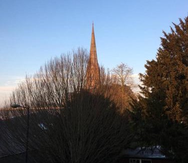 Salisbury House | Cathedral View