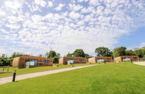Nettlestone House | Cava