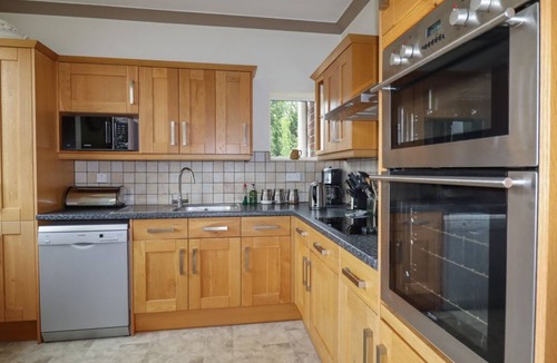 Llanbedr-dyffryn-clwyd House | Cedar Gardens, Llanbedr-Dyffryn-Clwyd