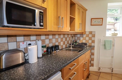 Llanbedr-dyffryn-clwyd House | Cedar Gardens, Llanbedr-Dyffryn-Clwyd