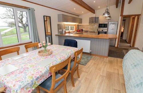 Rugeley Cottage | Cedar Lodge