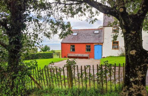 Llangennith House | Ceiliog Bach