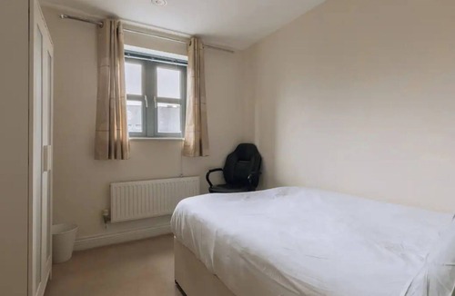 Redcliffe Apartment | Central 2BD Flat - Redcliffe