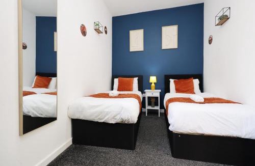 Riverside Apartment | Central 2BR Flat In Cardiff By Homesy - Perfect for Short Term Rental & Family Friendly
