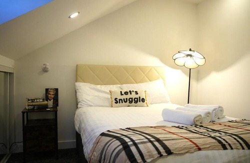 Riverside Apartment | Central Cardiff One-Bed Comfortable Flat