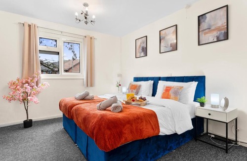 Walsall Apartment | Centrally Located Apt with Parking Walsall