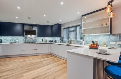 Singlewell House | Chalky stays