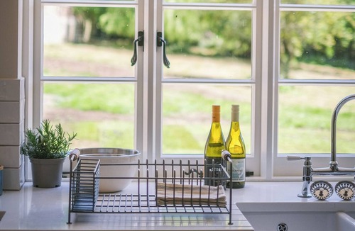Easebourne Cottage | Challens Yarde