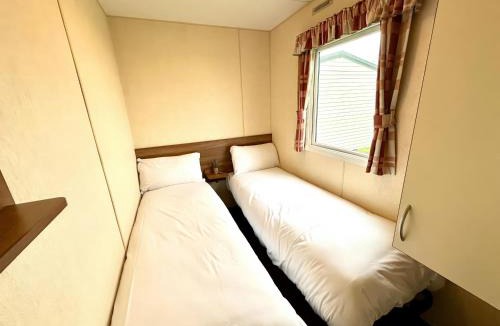 Whitley Bay House | Chamki Lodge