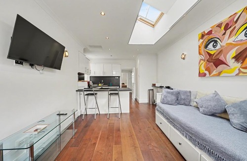 The City of London Apartment | Chancery's Loft Private Apartment