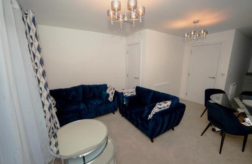 Worksop Apartment | Chapel Waters Sleeps 6 with Private Parking